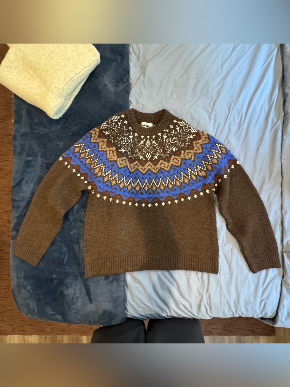 Zara Brown Holiday Sweater - Size M